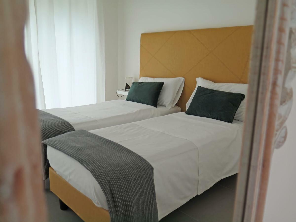 Appartamento Casa 32 Torbole Sul Garda Esterno foto