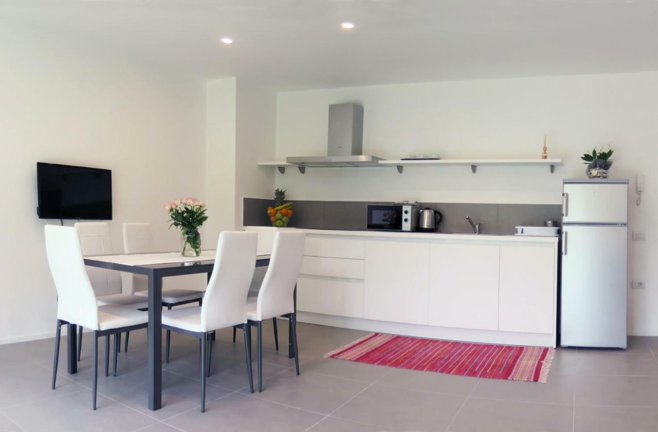 Appartamento Casa 32 Torbole Sul Garda Esterno foto
