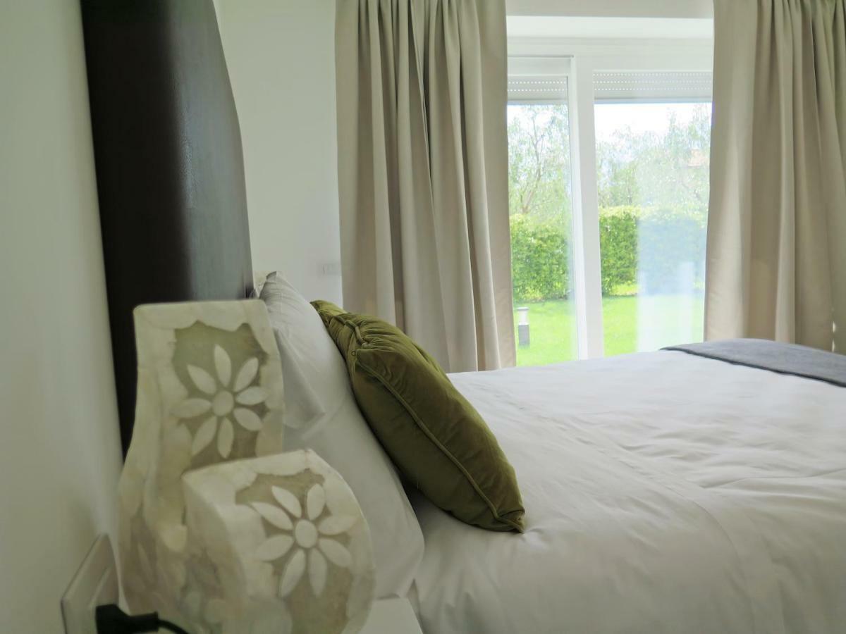 Appartamento Casa 32 Torbole Sul Garda Esterno foto
