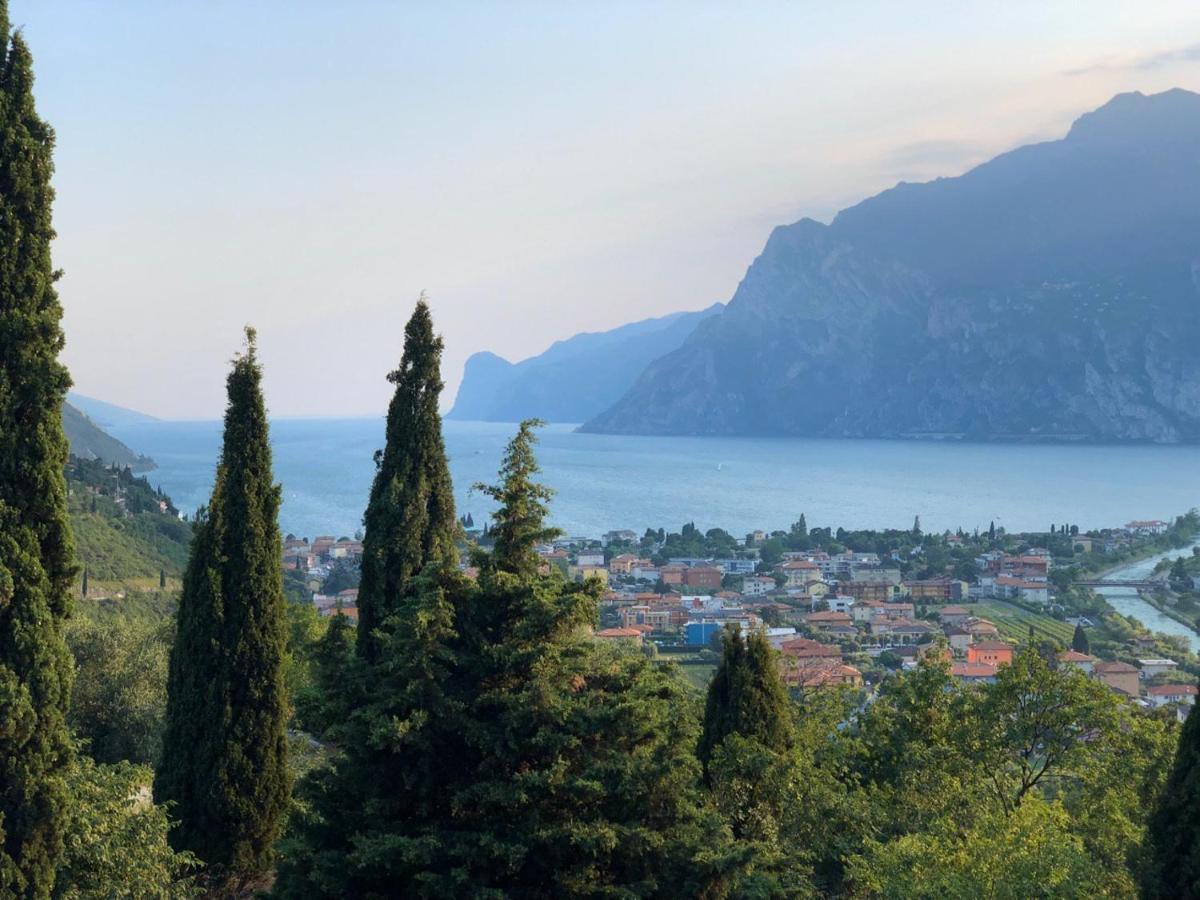 Appartamento Casa 32 Torbole Sul Garda Esterno foto